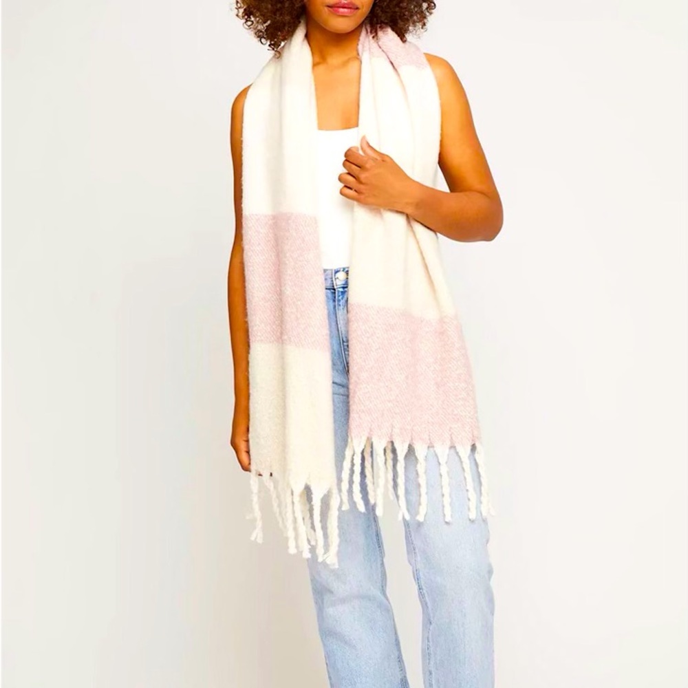 NEW Gorgeous Gentle Fawn Huntington Scarf Light Pink and Cream White